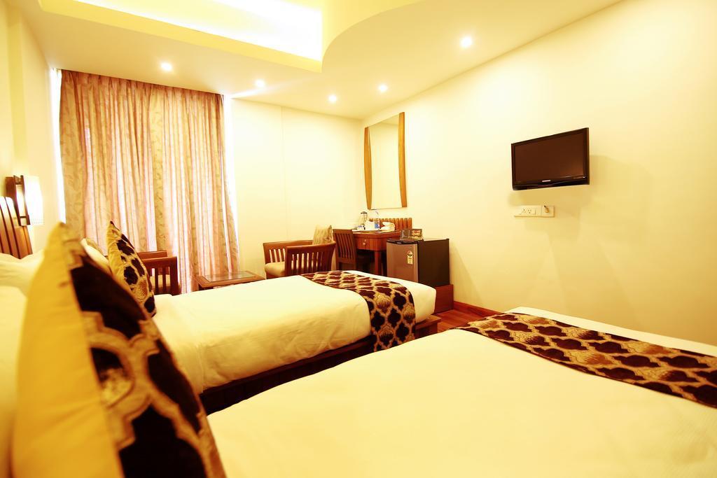 Hotel Kabani Regency My Atithi Muttam  Exterior photo